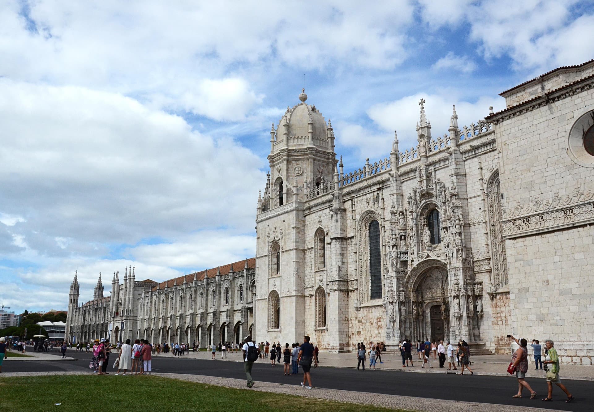 Belem Tower -- Torre de Belem, jerónimos monastery, Ajuda Palace — photo 5